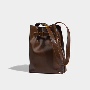 Дамска чанта кофа през рамо 2024, Благородна Нишевая Дизайнерска чанта в стил Ретро, Чанта през рамо за крайградски пътувания, Женствена чанта с Голям капацитет