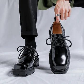 мъжки модни обувки от лачена кожа, маркови дизайнерски oxfords с квадратни пръсти, обувки за парти, банкет рокля, черна стилни обувки на платформа, мъже