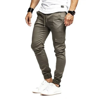 Удобни и модни мъжки панталони-джоггеры с джобове Са идеални за спортни тренировки.