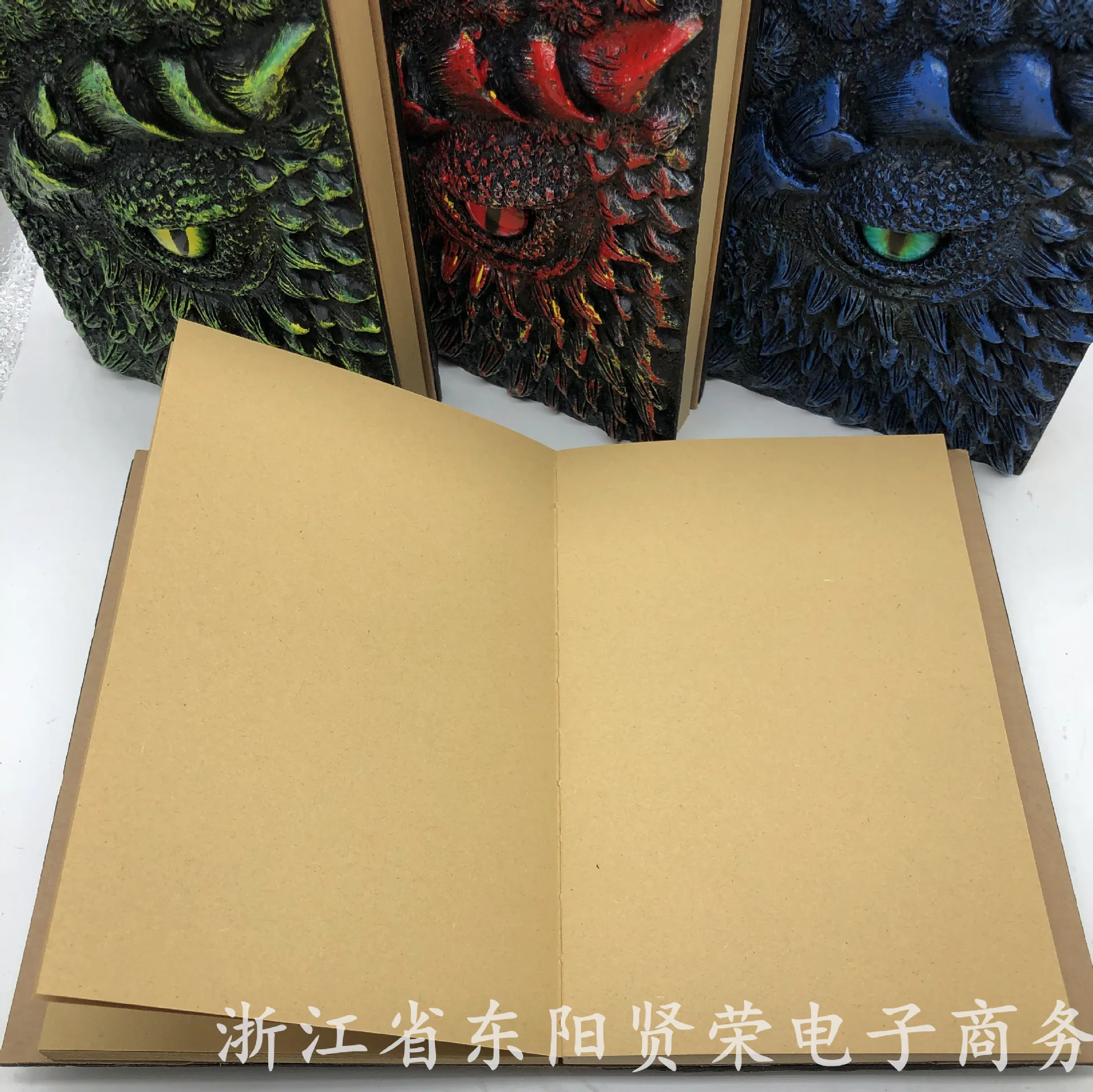 Серво станция New Dragon Book Resin Занаятите Deluxe Animated Dragon Book Notebook - 3